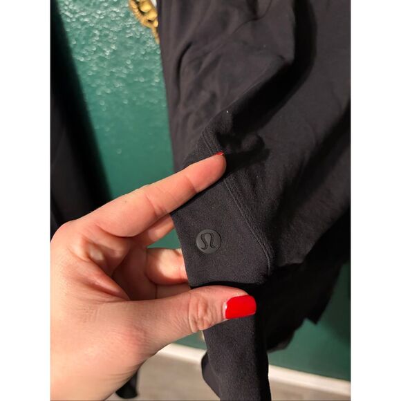 Lululemon Ready to Rulu Half-Zip Black- Size Medium - Picture 4 of 4